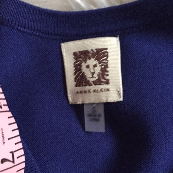 Dress - Picture 4 of 5